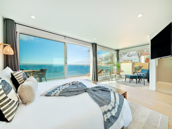 Gorgeous Oceanfront La Jolla Home with Casita & Hot Tub