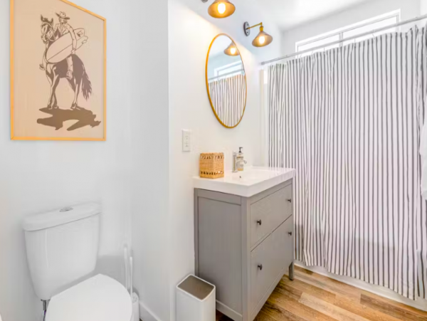 Three Bedroom Rental near the beach with large backyard and grill