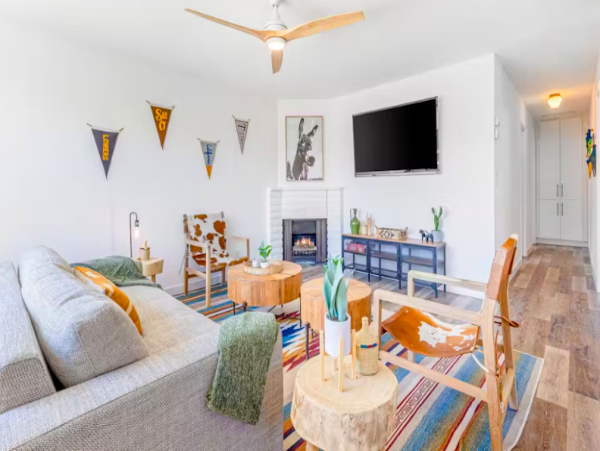 Three Bedroom Rental near the beach with large backyard and grill