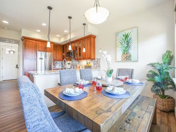 Gorgeous Two Bedroom plus Loft Vacation Condo in Poipu with Pool