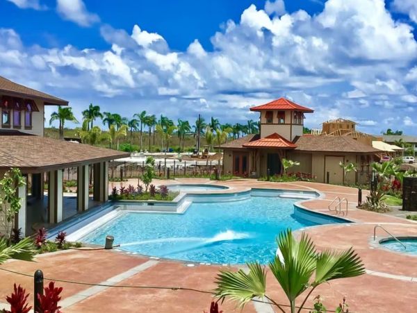 Gorgeous Two Bedroom plus Loft Vacation Condo in Poipu with Pool