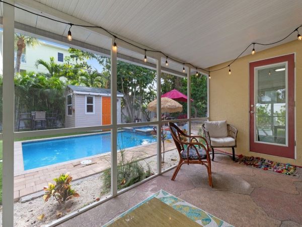 Anna Maria Island Holmes Beach Home 1042435