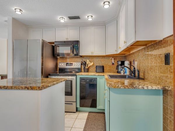 Anna Maria Island Holmes Beach Home 1042435