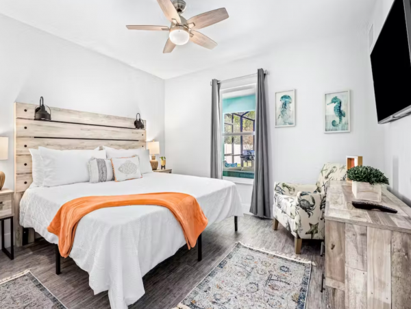 3 bedroom House with heated saltwater pool and game room