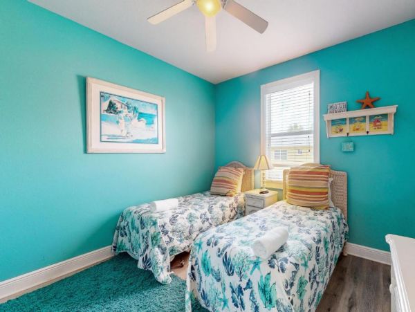 Bradenton Beach Vacation Rental: Coastal Comfort Awaits