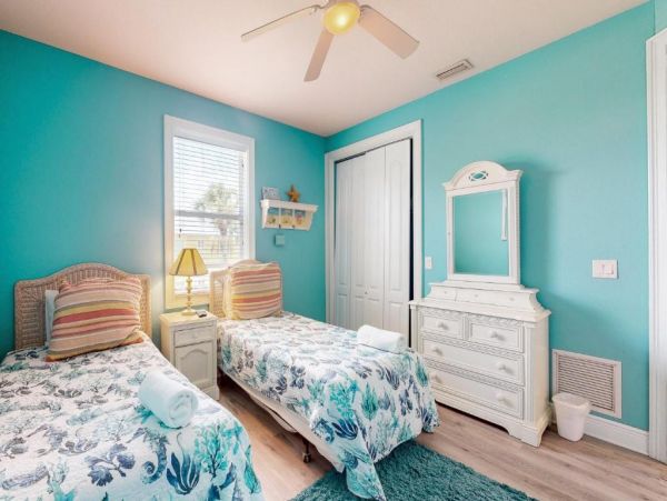 Bradenton Beach Vacation Rental: Coastal Comfort Awaits