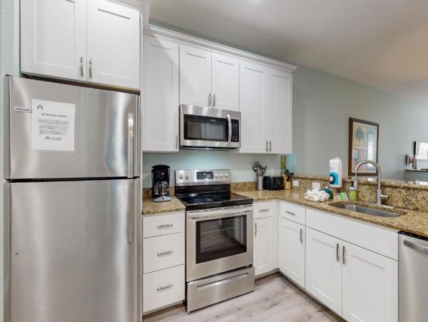 Bradenton Beach Vacation Rental: Coastal Comfort Awaits