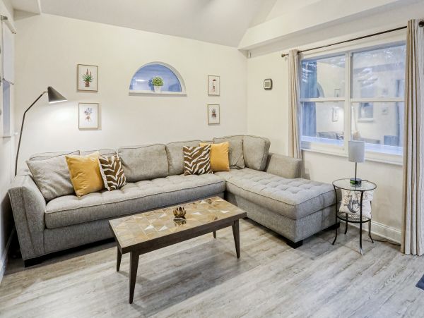 Lovely Two Bedroom Home with Private Pool Walk to Beach