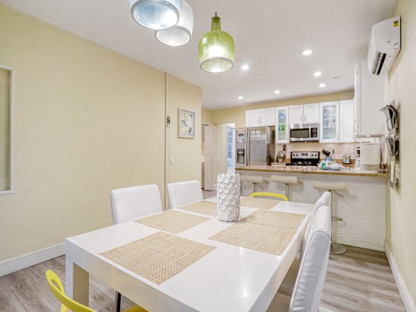 Lovely Two Bedroom Home with Private Pool Walk to Beach