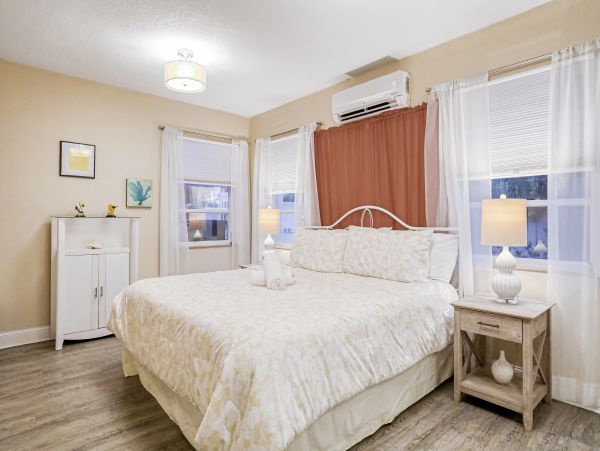 Lovely Two Bedroom Home with Private Pool Walk to Beach