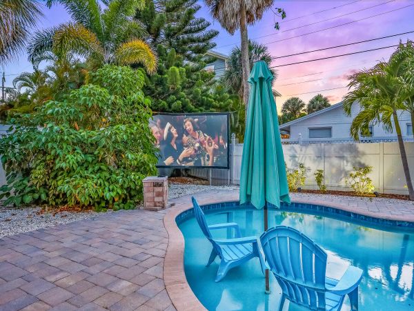Lovely Two Bedroom Home with Private Pool Walk to Beach