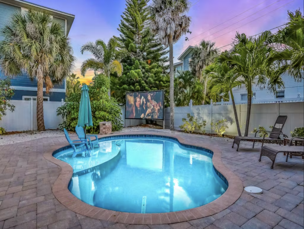 Lovely Two Bedroom Home with Private Pool Walk to Beach