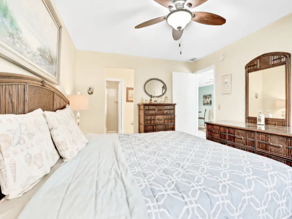 Lovely Anna Maria 2 Bedroom Vacation Condo Sleeps 4