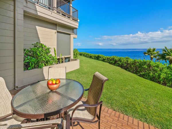 Stunning One Bedroom/One Bathroom Condo Ocean Views