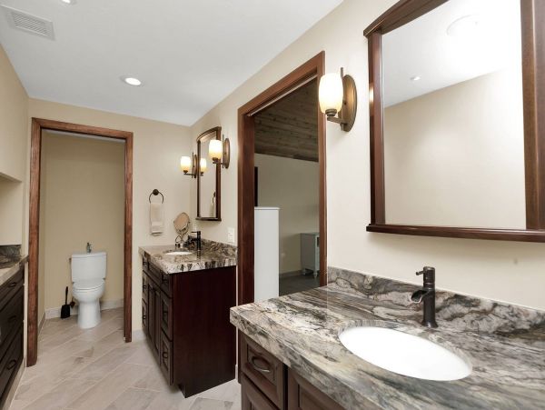 Canalfront 4 Bedroom Vacation Home in Islamorada with Boat Dock