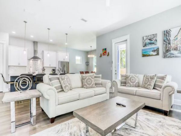 Miramar Beach Gorgeous Vacation Pool Home Walk to Beach