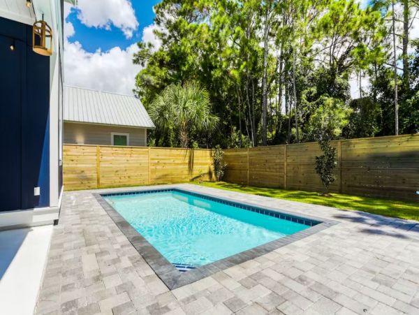 Miramar Beach Gorgeous Vacation Pool Home Walk to Beach
