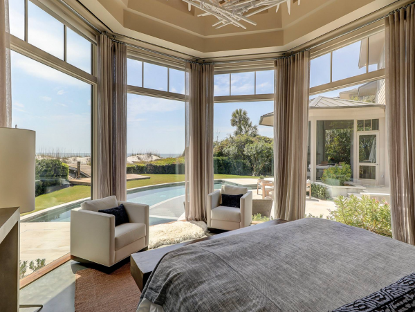 Luxury Oceanfront 5 Bedroom Home with Pool & Spa