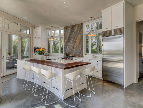 Luxury Oceanfront 5 Bedroom Home with Pool & Spa