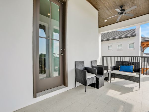 Santa Rosa Beach Luxury 8 Bedroom Home Short Walk to Beach