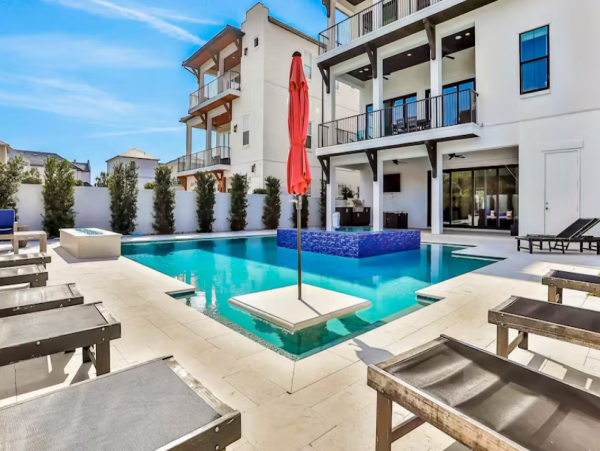 Santa Rosa Beach Luxury 8 Bedroom Home Short Walk to Beach