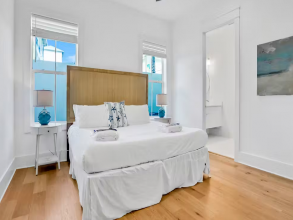 Santa Rosa Beach Luxury 8 Bedroom Home Short Walk to Beach