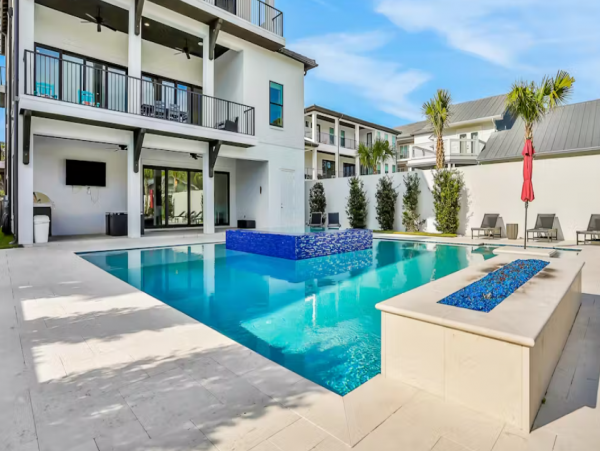 Santa Rosa Beach Luxury 8 Bedroom Home Short Walk to Beach