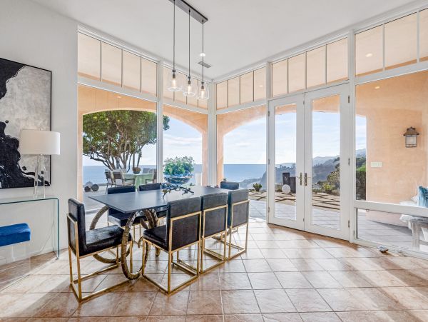 Malibu Vacation Home Three Bedroom Walk to Beach