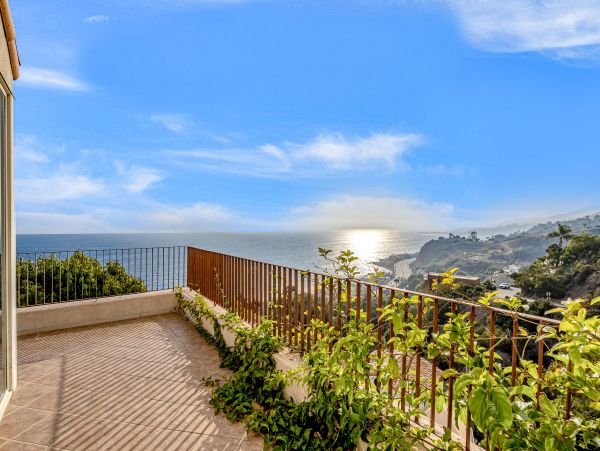 Malibu Vacation Home Three Bedroom Walk to Beach