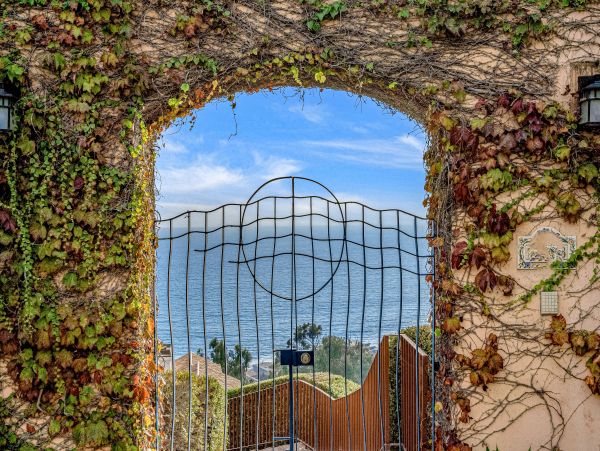Malibu Vacation Home Three Bedroom Walk to Beach