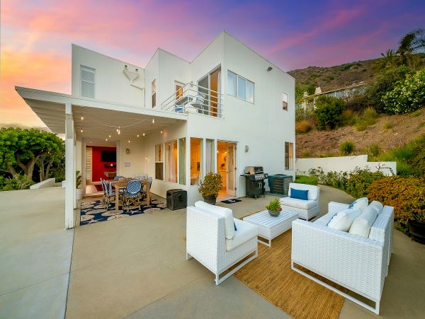 Luxury Malibu Vacation Rental with Great Views