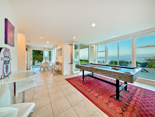 Luxury Malibu Vacation Rental with Great Views