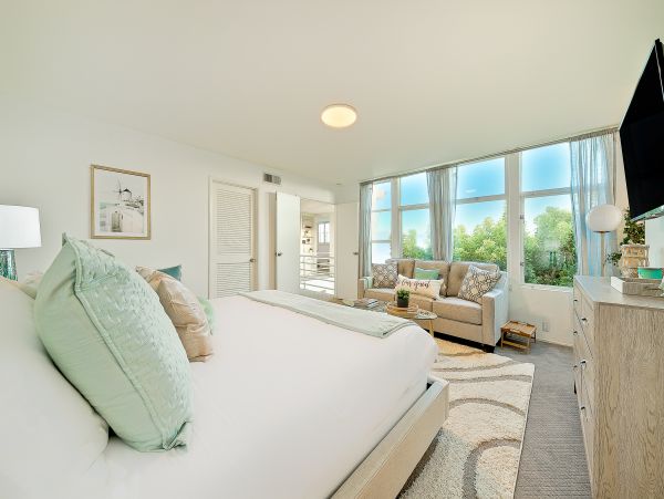 Luxury Malibu Vacation Rental with Great Views