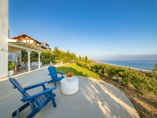 Luxury Malibu Vacation Rental with Great Views