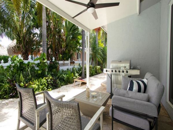 Canalfront Vacation Home in Pompano Beach with Pool & Dock