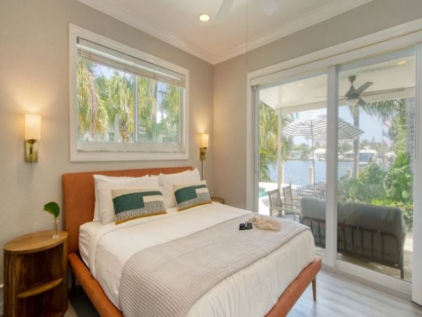 Canalfront Vacation Home in Pompano Beach with Pool & Dock
