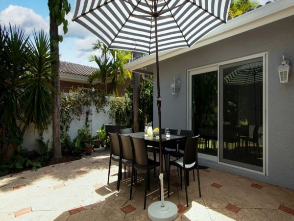 Canalfront Vacation Home in Pompano Beach with Pool & Dock