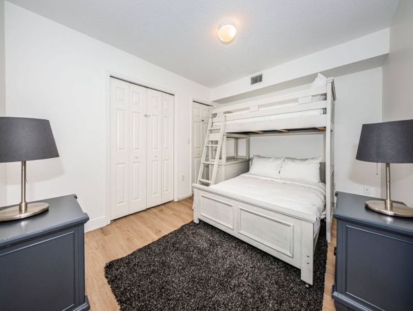 Indian Rocks Vacation Condo Two Bedroom Walk to Beach