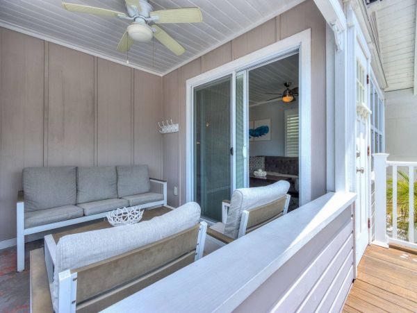 Charming Clearwater Vacation Home Steps from Beach Sleeps 4