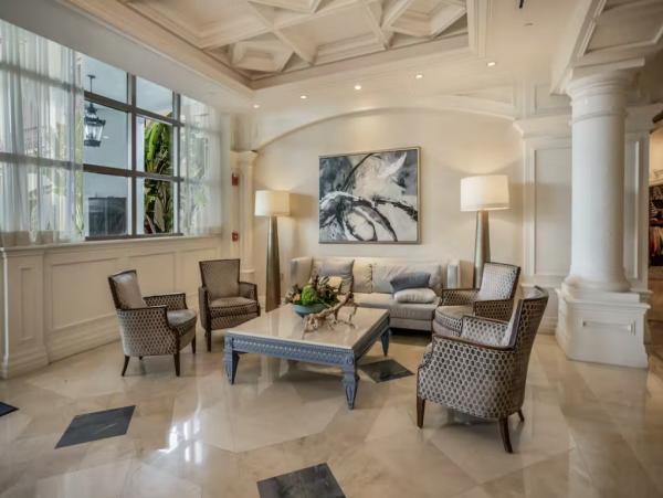 Gulf-front Marco Island Condo Sleeps 4 Guests