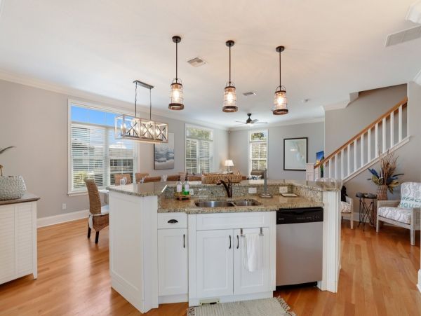 Beautiful 3 Bedroom Home with Pool & Short Walk to Beach