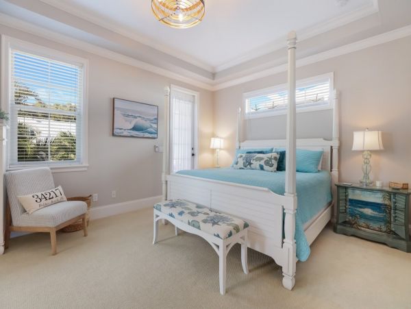 Beautiful 3 Bedroom Home with Pool & Short Walk to Beach