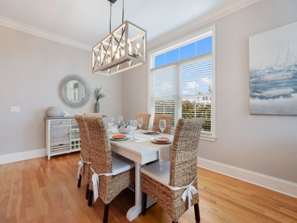 Beautiful 3 Bedroom Home with Pool & Short Walk to Beach