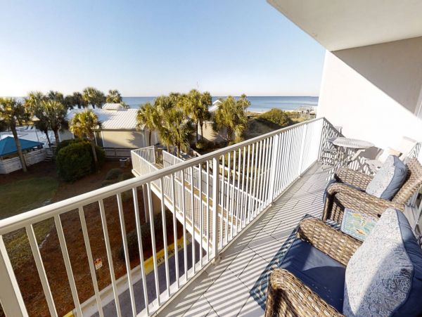 Partial Ocean View 2 Bedroom Condo in Panama City Beach