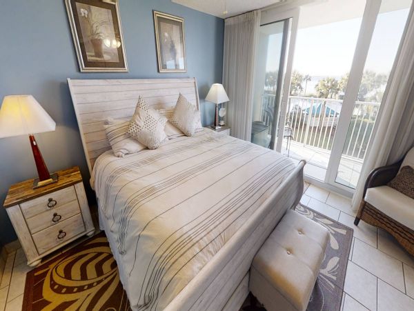 Partial Ocean View 2 Bedroom Condo in Panama City Beach