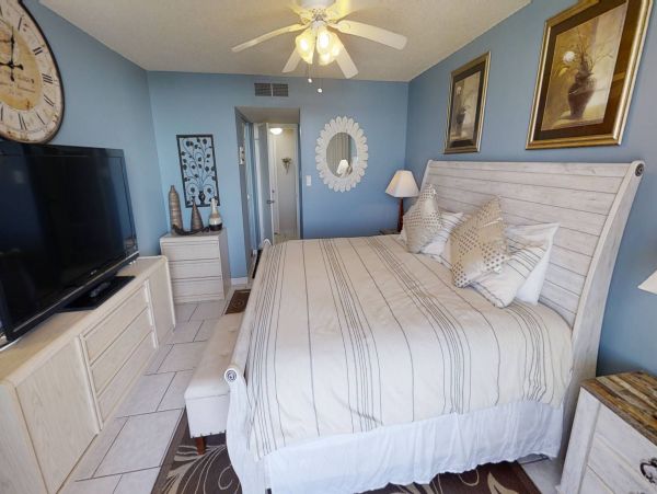 Partial Ocean View 2 Bedroom Condo in Panama City Beach
