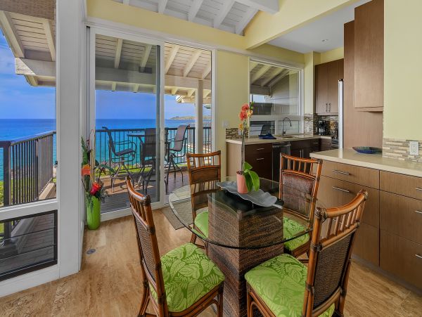 Lahaina Lovely One Bedroom Villa Ocean Views Maui