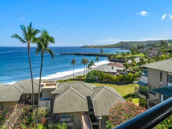Luxurious Kapalua Vacation Rental with Oceanfront Views