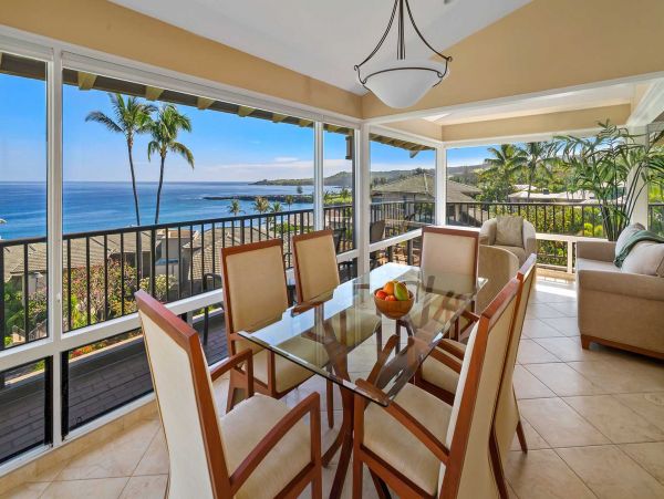 Luxurious Kapalua Vacation Rental with Oceanfront Views