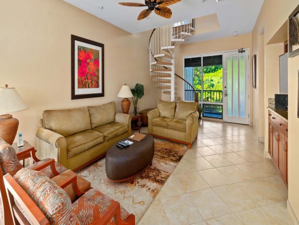 Luxurious Kapalua Vacation Rental with Oceanfront Views